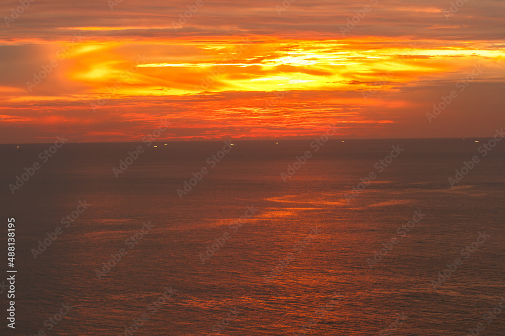 Fototapeta premium Sunset over the sea at Promthep Cape, Phuket Province, Thailand