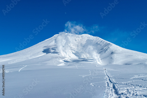 北海道　冬の大雪山旭岳の風景