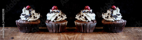 Foto Schwarzwald dunkle Food Fotografie Hintergrund Banner Panorama - Schwarzwälder K