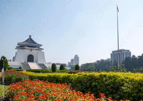 The main gate of National Chiang Kai-shek (CKS) Memorial Hall, the landmark for tourist attraction in Taiwan. © pinglabel