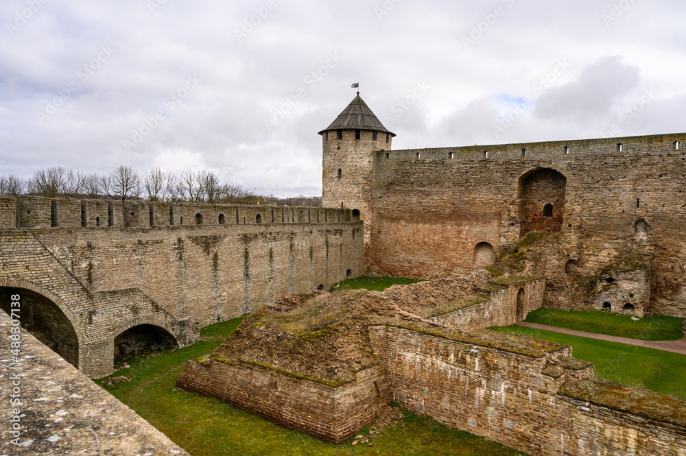 Fortress wall Ivangorod. Ivangorod fortress. History of Russia. fortress courtyard