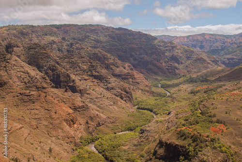 Panocamic landscape from waimea canyon in Kauai, Hawai © Adrian Martinez ph