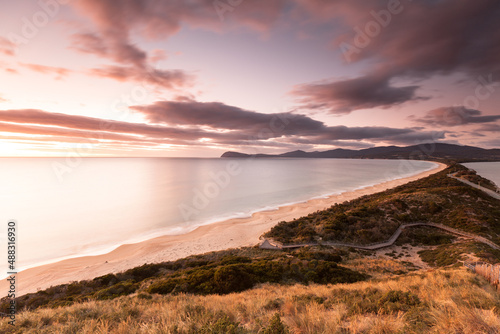 Quadro su tela Bruny Island Neck View of the isthmus connecting the North and South of Bruny Island, southern Tasmania