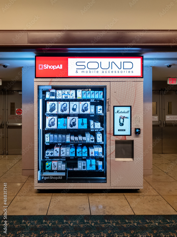 Orlando, Florida February 9, 2022 Full View of ShopAll Express