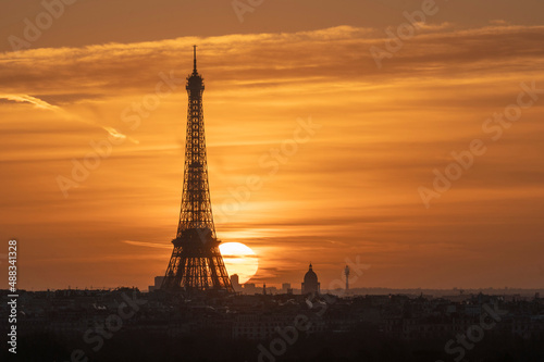 Lever de soleil sur Paris  © jjfoto