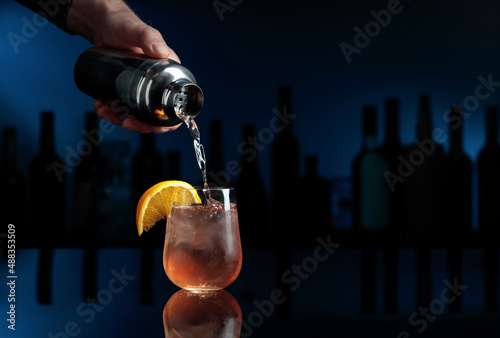 Foto Cocktail Great Gatsby with orange slice.