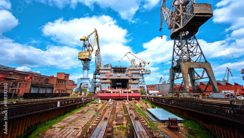 Foto Panoramic view of a shipyard