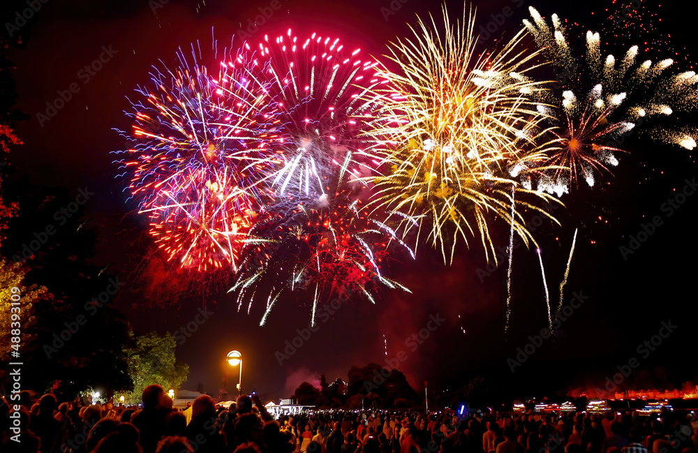 Obraz premium Rhein in Flammen Feuerwerk