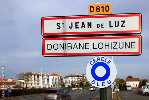 Panneau entré de la ville de St Jean de Luz, Pays-Basque