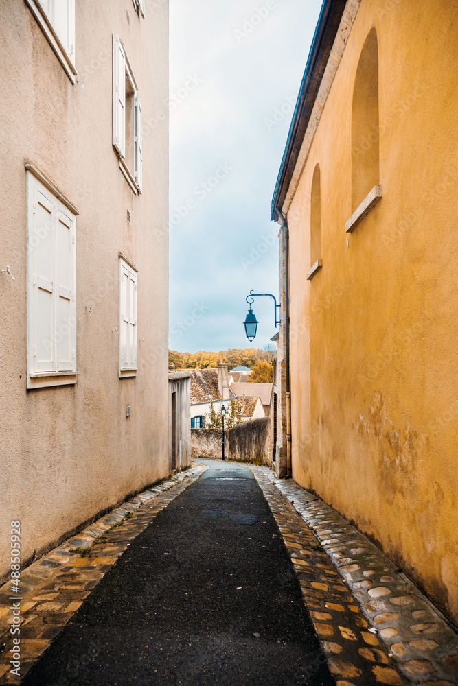 Obraz premium Beautiful Street view of Buildings, Chartres city, France.
