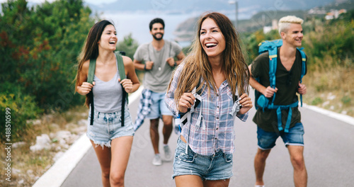 Εκτύπωση καμβά Group of happy friend traveler walking and having fun
