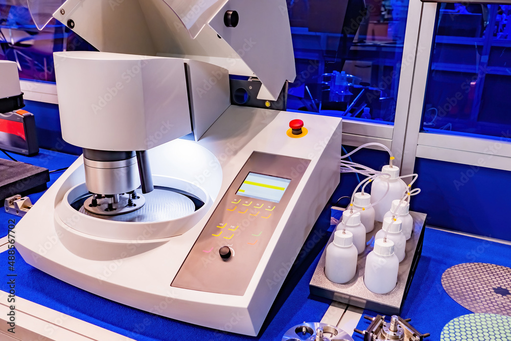 Grinding and polishing machine. Laboratory equipment. Sanding and