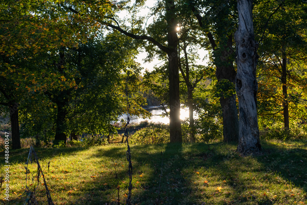 Naklejka premium Beautiful Sleepy Hollow New York Riverfront along the Hudson River during a Sunset