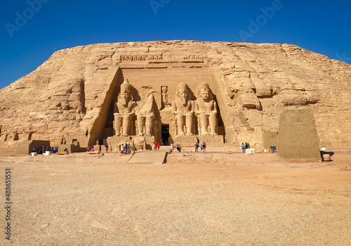 Cuadro en lienzo Abu Simbel, a rock in Nubia, two ancient Egyptian temples, the time of Ramses II