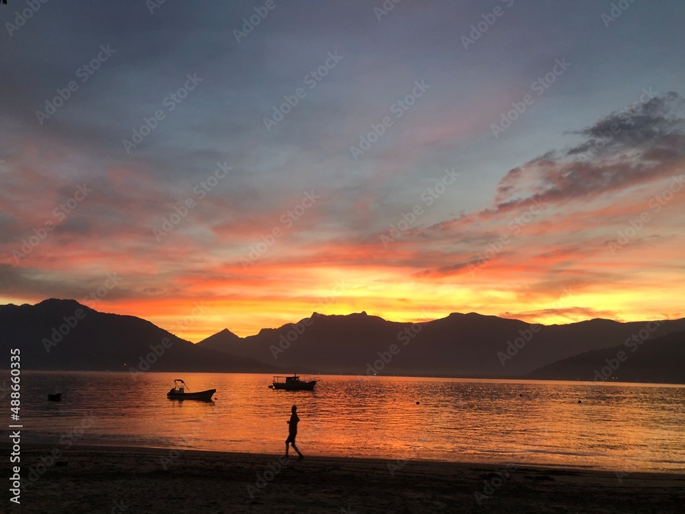 Fototapeta premium sunset on the lake