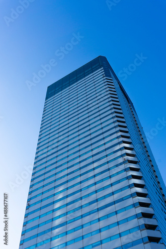 Skyscrapers and refreshing blue sky scenery_48