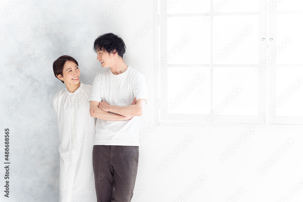 笑顔の夫婦・カップル
