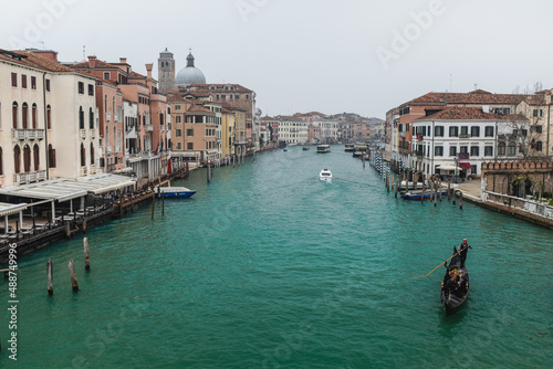 Grand Canal et basilique Santa Maria della Salute in Venice, Italy