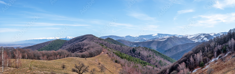 Fototapeta premium Panoramic view from Cindrel mountains, Sibiu county, Romania