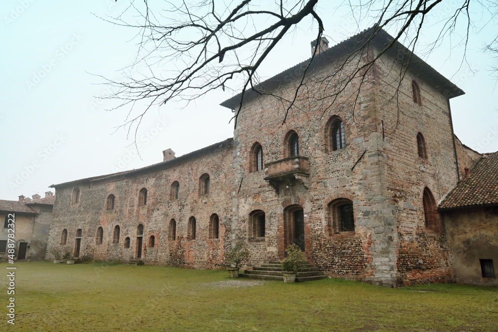 Castello di Corneliano Bertario