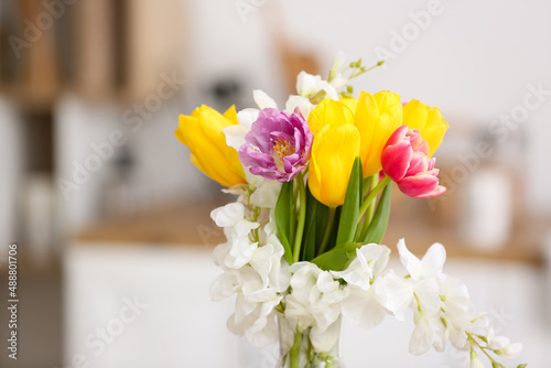 Fototapeta Naklejka Na Ścianę i Meble -  Beautiful bouquet of blooming flowers, closeup