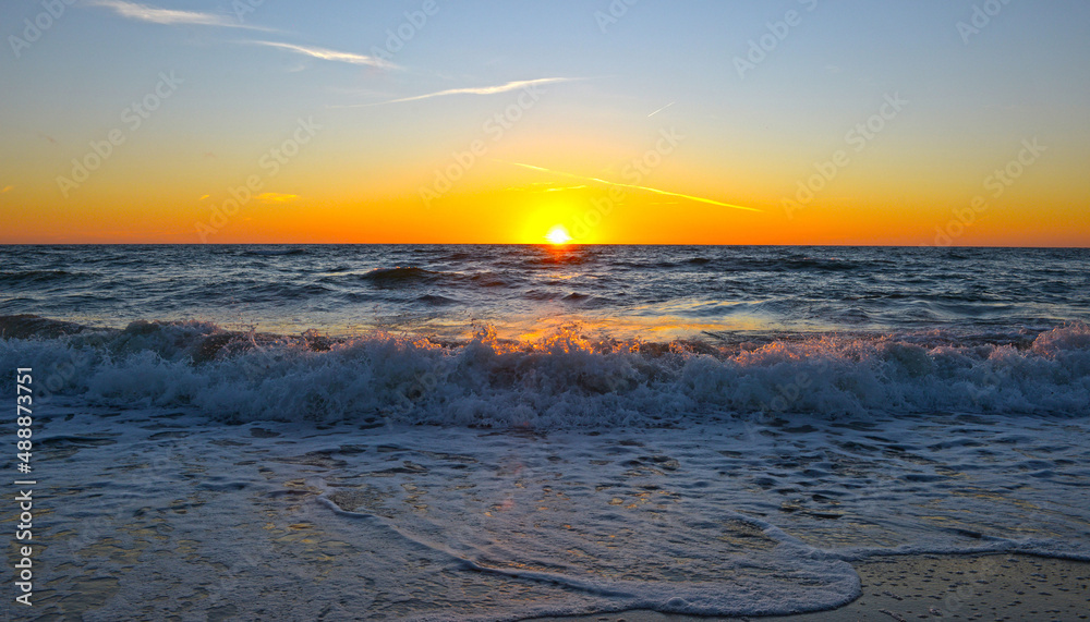Fototapeta premium morze, zachód słońca, morze bałtyckie, 