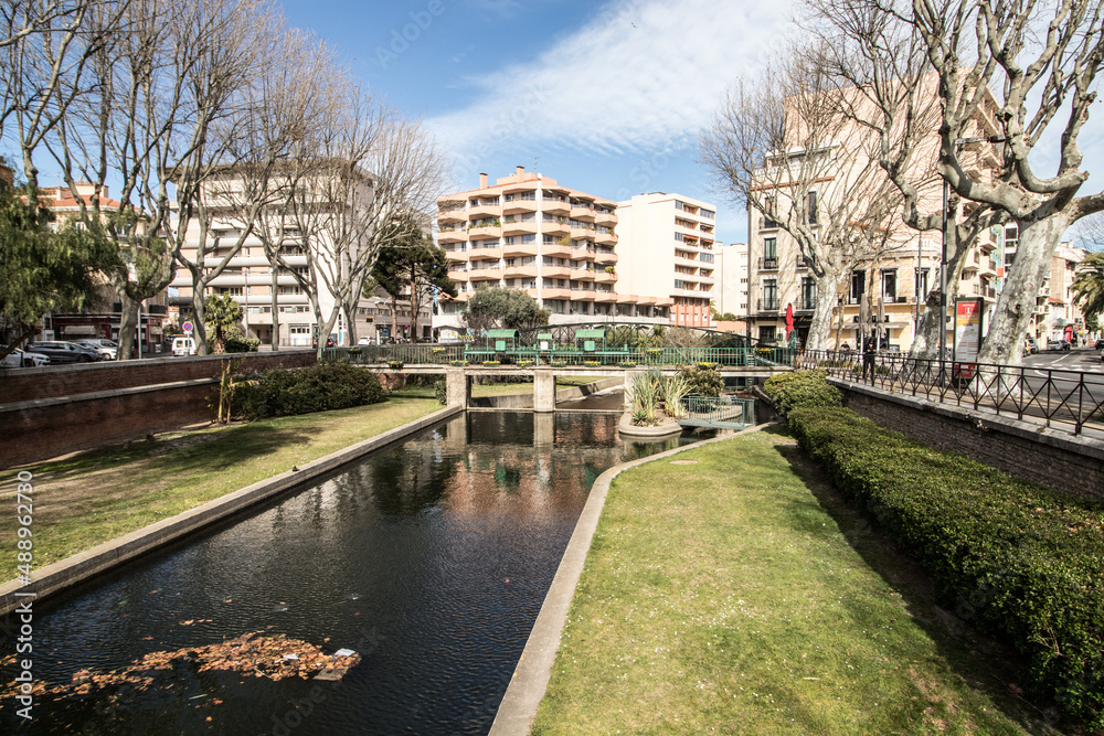 Les rives de la Bassa à Perpignan