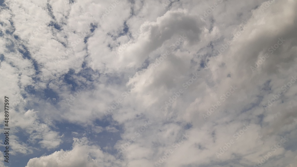 White clouds in the blue sky White clouds in the blue sky