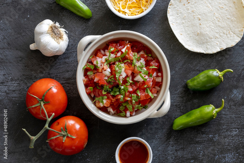 Rotating Bowl of Tomato Sal...