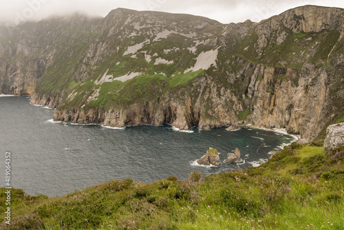 Slieve League - scogliere del Donegal (Irlanda) photo