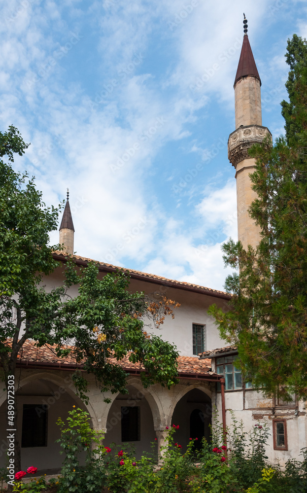 Big Khan Mosque and minaret  of 1532 of Bakhchisaray Palace, Bakhchisarai, central Crimea