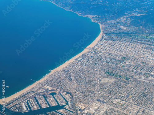 Obraz na płótnie Aerial view of the Los Angeles area cityscape w salonie