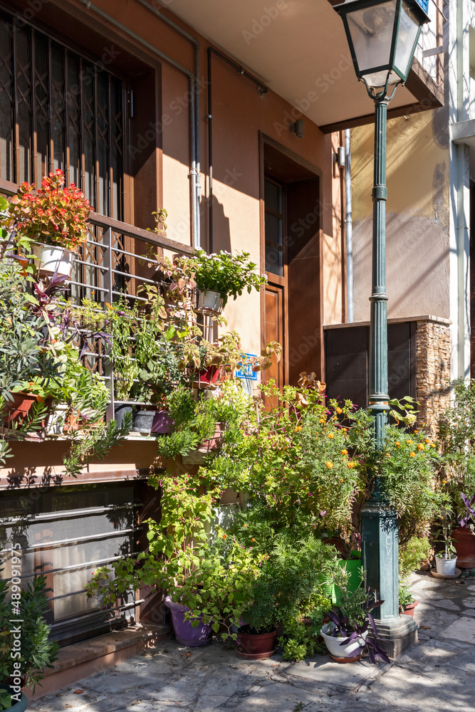 Naklejka premium Ano Poli (Upper Town) in city of Thessaloniki, Greece