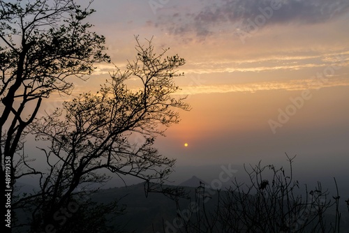 Fototapeta Naklejka Na Ścianę i Meble -  Sunset with a vibrant Sky