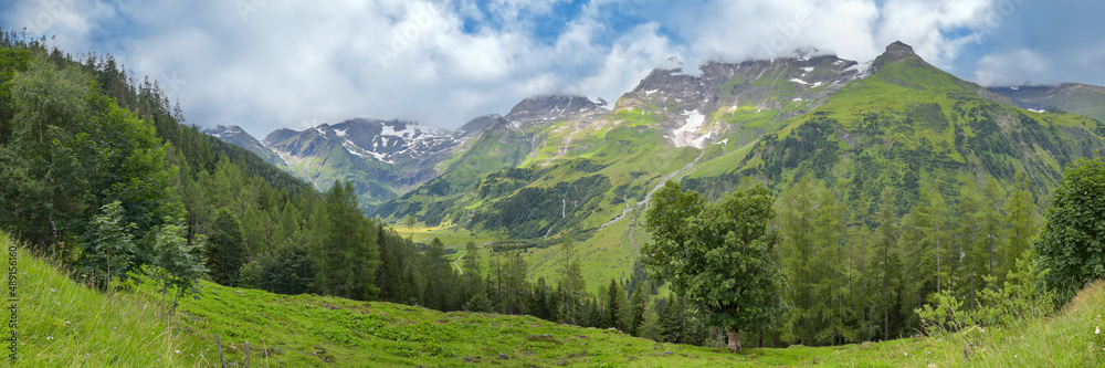 Naklejka premium Landschaft an der Großglockner Hochalpenstraße in Österreich 