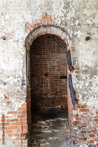 Fotografie ruins of an old Orthodox church
