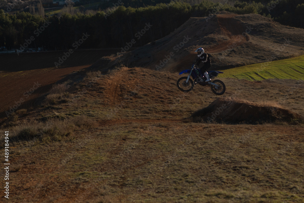 Obraz premium my friend riding a motorbike