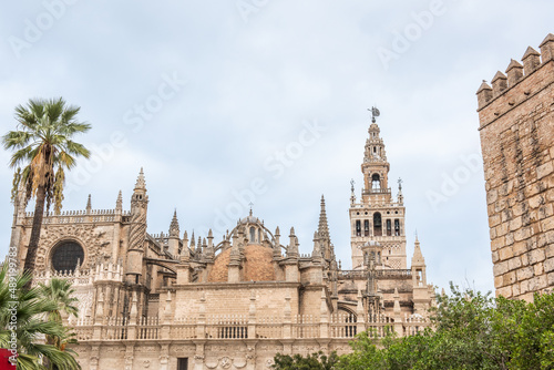 Minarett in Sevilla, Sehenswürdigkeit Giralda, Spanien, Andalusien, Europa © knipseria