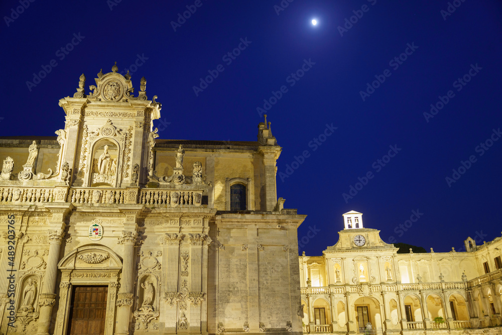 Lecce, Apulia, Italy: historic buildings in the cathedral square by night