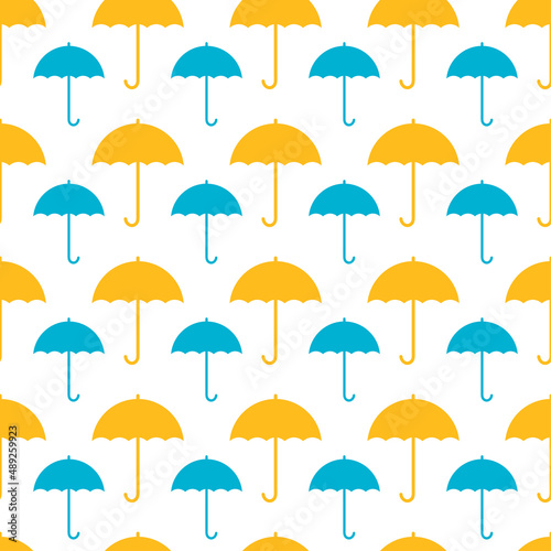 White seamless pattern with yellow and blue umbrellas.