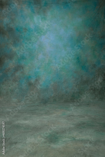 Foto Dreamy and romantic aqua shades of blue and green, traditional painted canvas or muslin fabric cloth studio backdrop or background, suitable for use with portraits and products alike