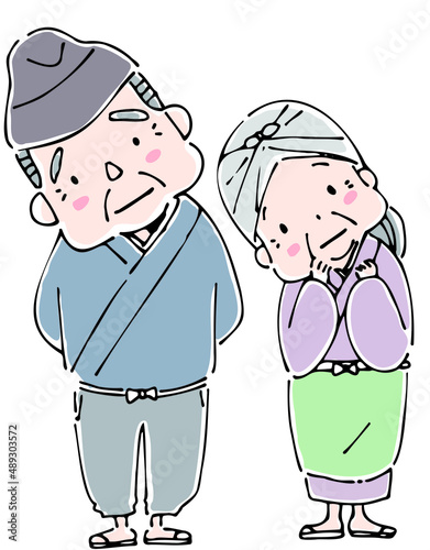 並んで立つ昔話のおじいさんとおばあさん