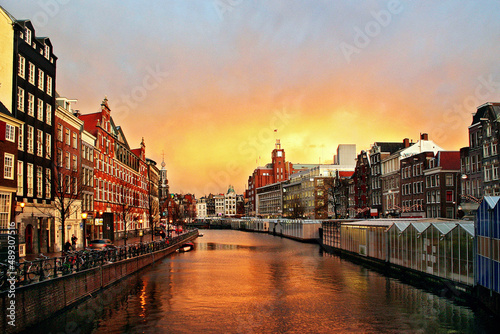 Canal em Amsterdam. Holanda.