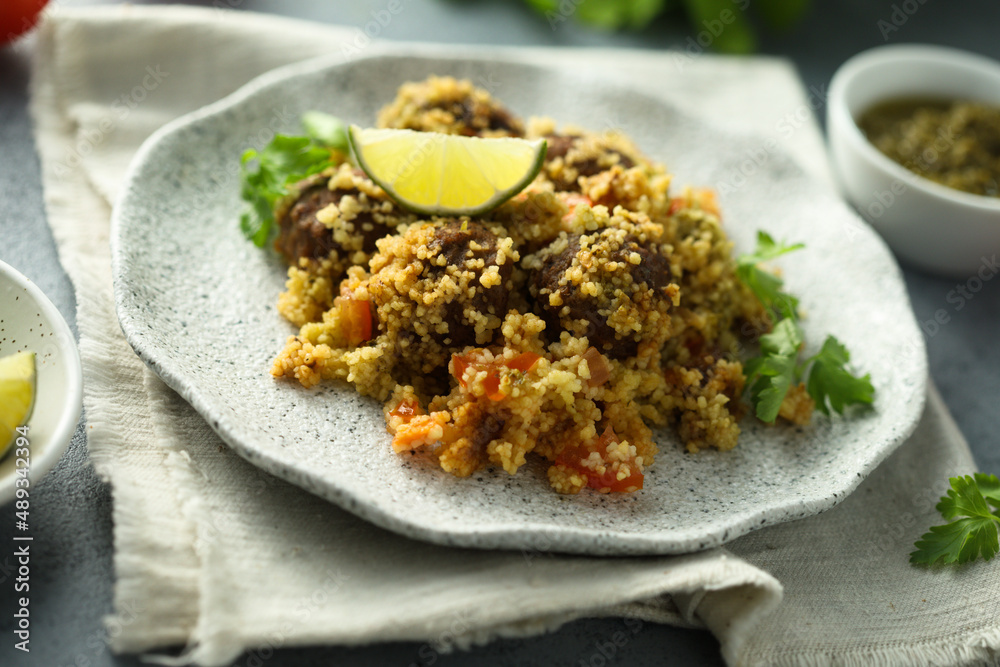 Meatballs with couscous and pesto