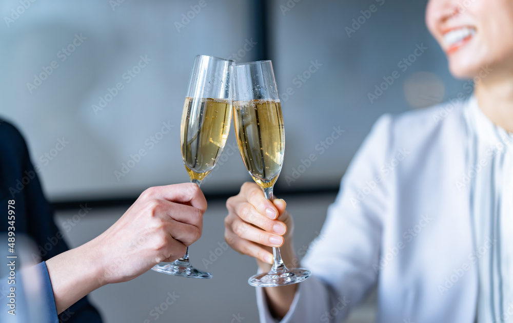 シャンパン ・乾杯 シャンパン ・乾杯