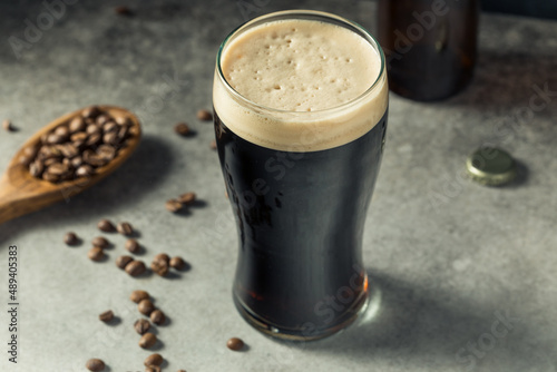 Fototapeta Naklejka Na Ścianę i Meble -  Boozy Refreshing Coffee Stout Beer