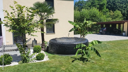Fotografia Exotischer Garden in Steiermark Austria Palme Bananenbäume Villa  whirlpool aufb