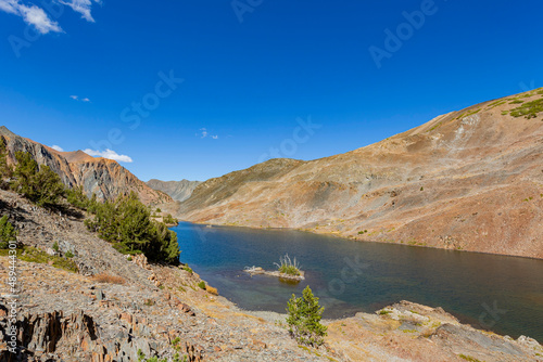Sunny view of the autumn landscape of Saddlebag Lake photo
