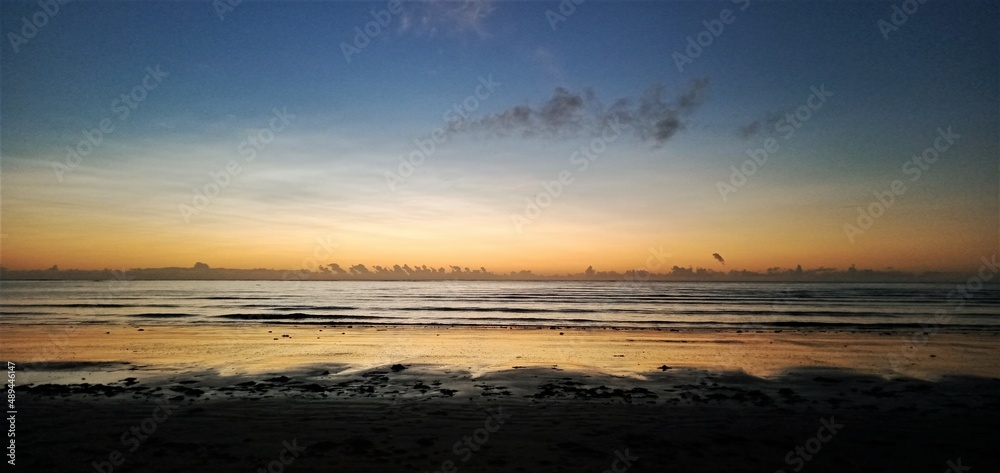 Obraz premium Cumuru Sunrise 