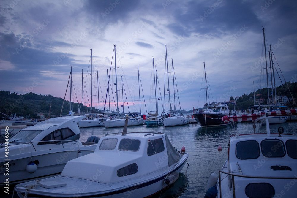 Fototapeta premium Boat in the dock sunset